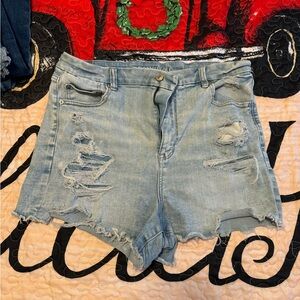 American eagle shorts size 16
